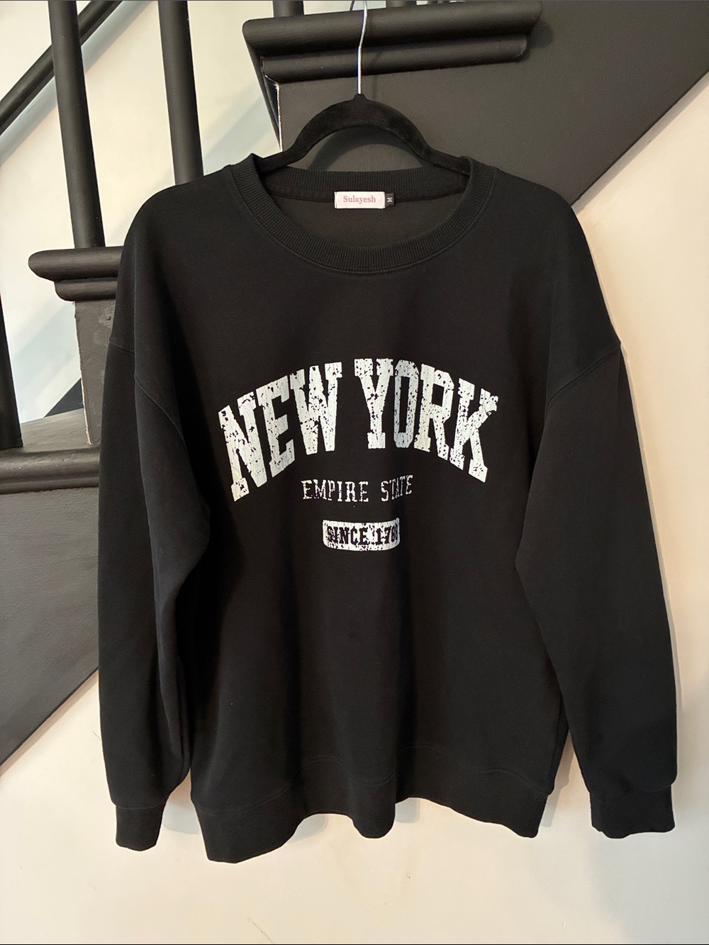 Graphic sweatshirt